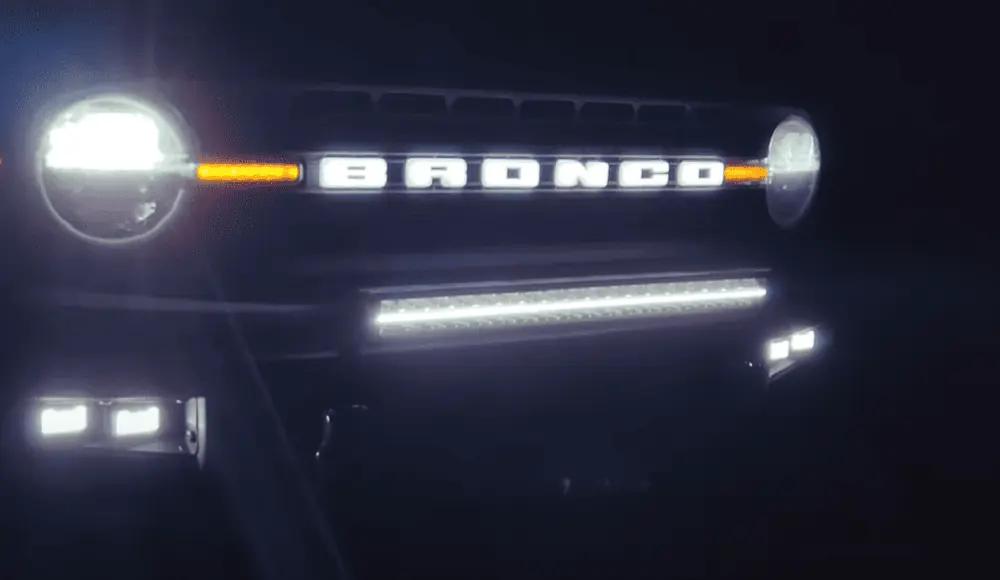 How to Install: 32 Inch LED Light Bar on Ford Bronco-33-ZH