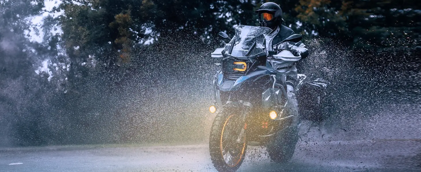 Unveiling the Advantages of TRI-LENS Technology in Off-Road Lighting